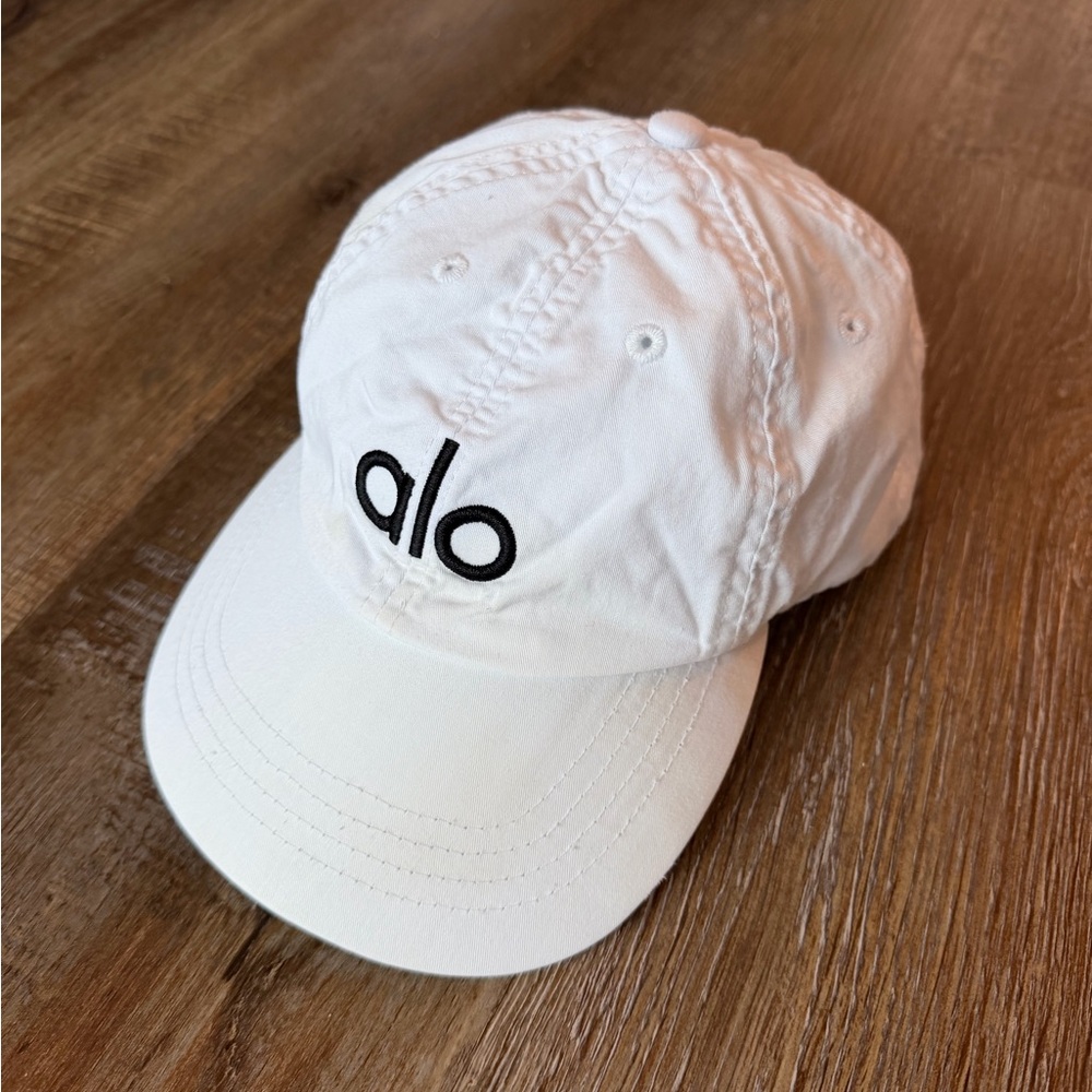 Alo Yoga Off-Duty Cap